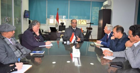 نائب وزير الإسكان يتابع أنشطة تعزيز استدامة خدمات مياه الشرب والصرف بصعيد مصر