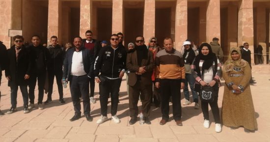 رحلة سياحية توعوية لعدد من الأماكن السياحية والأثرية بالأقصر 