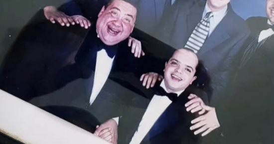 علاء ولى الدين وهنيدى ومجدى الهواري وكريم عبد العزيز x صورة عمرها 23 عاما
