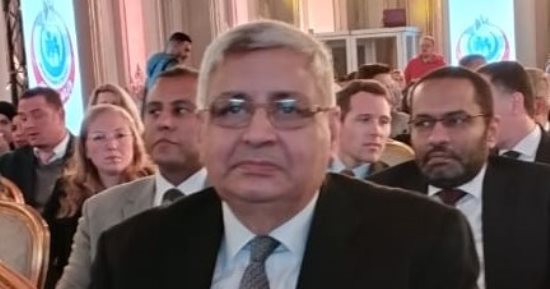 مستشار الرئيس للصحة: الفترة الحالية تشهد تفشى الأنفلونزا والفيروس المخلوى  