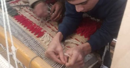 ختام تدريب "قادرون باختلاف" على تصنيع الكليم اليدوى بمركز شباب فوه