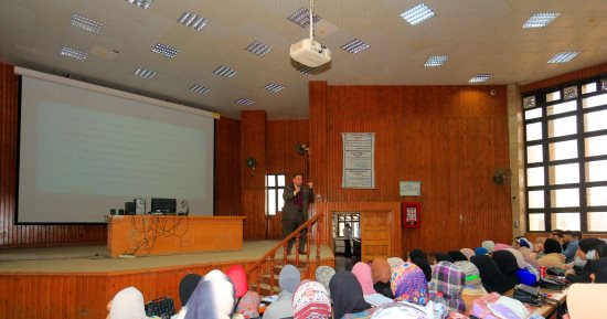 انتظام الدراسة بجامعة المنصورة فى الفصل الثانى داخل 18 كلية.. صور