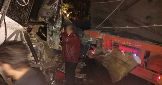 إصابة 6 أشخاص إثر حادث تصادم سيارتين ملاكى فى الجيزة 