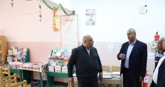 وكيل تعليم الوادى الجديد يتفقد المدارس فى قرى الخارجة قبل بدء الدراسة