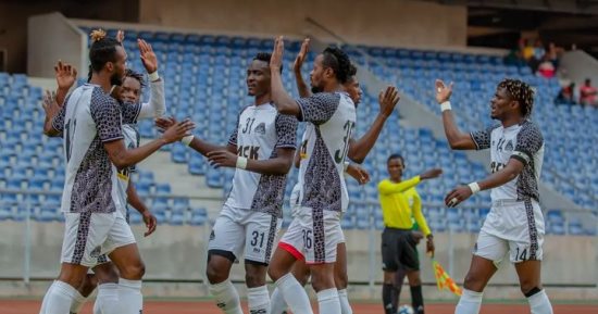 مازيمبي يكتسح باماكو المالى بثلاثية فى كأس الكونفدرالية 
