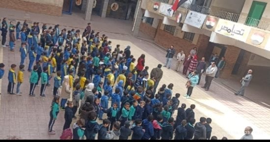 انتظام الدراسة في أول أيام الفصل الدراسي الثاني بالقليوبية داخل 2611 مدرسة