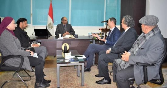 نائب وزير الإسكان يبحث مع ممثلى الاتحاد الأوروبى تعزيز التعاون بقطاع مياه الشرب