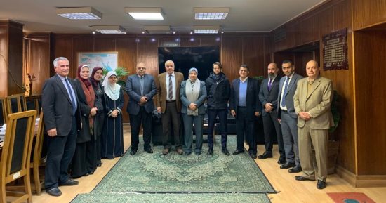 نقل الكهرباء توقع عقدا لربط محطة محولات جامعة المنيا بالشبكة بـ200 مليون جنيه