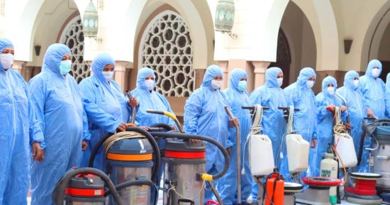 مديرية أوقاف القاهرة تبدأ حملة موسعة لنظافة المساجد وتعقيمها