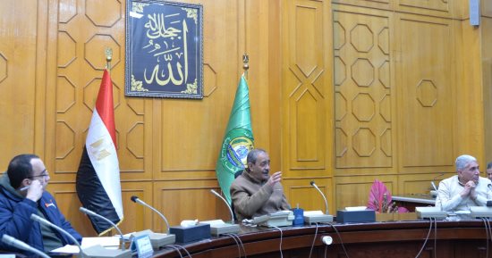 محافظ الإسماعيلية يتابع الموقف التنفيذى للمبادرة الرئاسية "100 مليون شجرة"