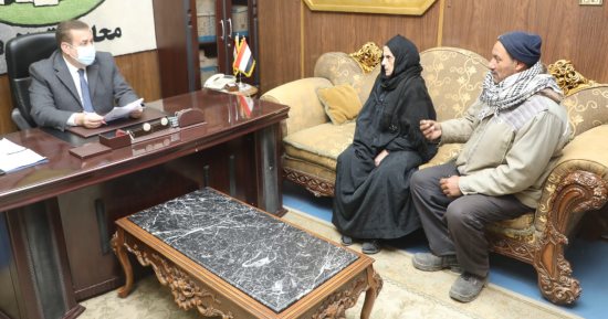محافظ المنوفية يوجه بصرف مساعدات مالية وعينية لعدد من الحالات الإنسانية