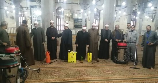 أوقاف الغربية تبدأ حملة نظافة المساجد من مسجد البدوى استعدادا لرمضان.. صور