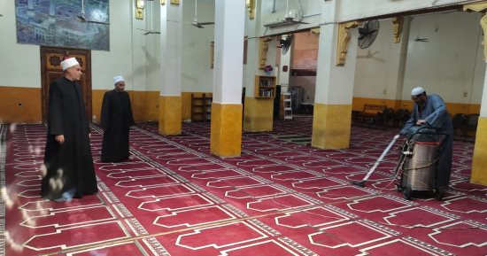 بيوت الله تستعد لاستقبال شهر رمضان المبارك.. الأوقاف تطلق أكبر حملة لنظافة وصيانة المساجد في المحافظات.. مديرو المديريات يقودون حملات النظافة.. والفعالية تستمر حتى نهاية الشهر الكريم.. صور