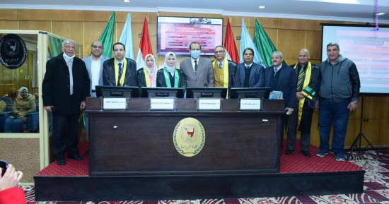 جامعة سوهاج تمنح درجة الماجستير لباحثة فى أمراض النبات بكلية الزراعة.. صور