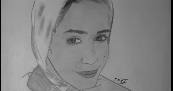 "ملك" تدرس فى كلية علوم طبية وتنمى موهبتها بـ"الرسم".. صور