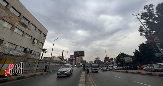 أجواء شتوية قارسة..غطاء سحابى يحجب أشعة الشمس بالقاهرة والجيزة