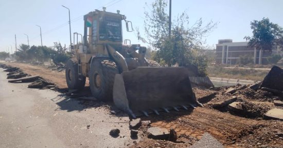 بدء تنفيذ المرحلة الثانية من مشروع رصف وتطوير الطريق الدائرى بنصر النوبة