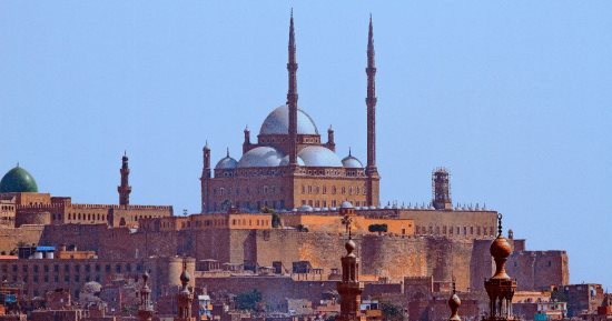 ذاكرة اليوم.. محمد على ينفذ مذبحة القلعة ورحيل فؤاد دوارة