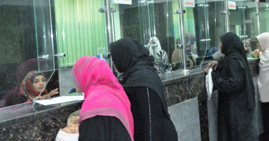 محافظ أسوان: تلقى 98 طلبا متنوعة لترخيص المحال العامة بـ10 مراكز تكنولوجية