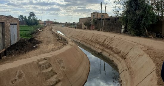 حياة كريمة.. مشروع تبطين الترع حل مشاكل الفلاحين بقريتى ساقية المنقدى وجزيرة العرب بالمنوفية.. وفر المياه طوال الموسم لرى ما يقرب من 700 فدان.. ومحافظ المنوفية: 84 مشروعا لتأهيل الترع والمجارى المائية بنسبة 76%