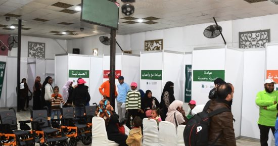 نائب محافظ أسوان يشهد إطلاق القافلة الطبية للكشف على ذوى الإعاقة