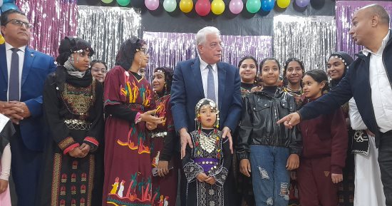 محافظ جنوب سيناء يعلن مسابقة بين طلاب المدارس بمكافأة 10000 جنيه للحد الأقصى
