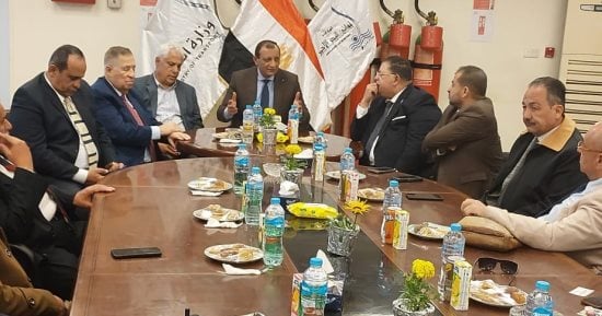 ميناء نويبع يستقبل وفد اتحاد جمعيات المستثمرين للتعرف على فرص الاستثمار