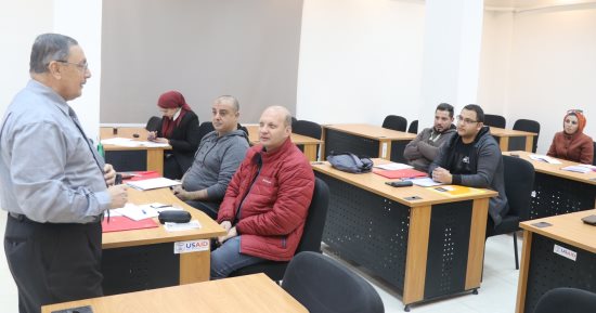 4 شركات مياه شرب وصرف صحى تشارك بالبرنامج التدريبى "بناء وإدارة" بسوهاج