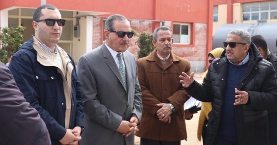 محافظ كفر الشيخ ونائبه يتفقدان مشروع محطة لمعالجة الصرف الصحى ببلطيم.. صور
