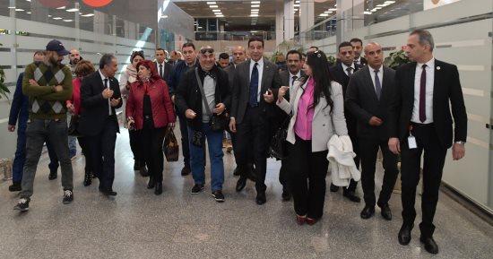 "سياحة النواب" تتفقد مطار شرم الشيخ.. ومدير أمن المطار يستعرض معدلات الحركة