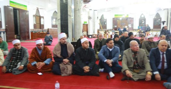 محافظ كفر الشيخ يشهد الاحتفال بذكرى "الإسراء والمعراج" بمسجد الاستاد.. صور