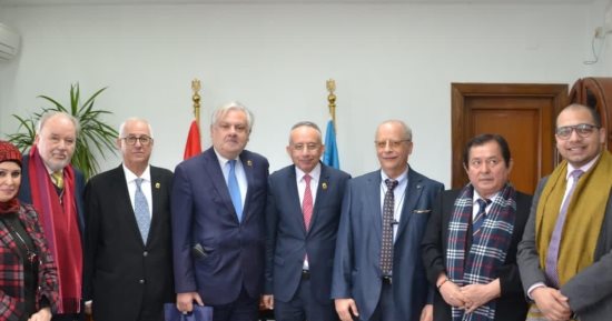 جامعة الإسكندرية تستقبل وفد سفارة البيرو لبحث سبل التعاون بين سان ماركوس الوطنية