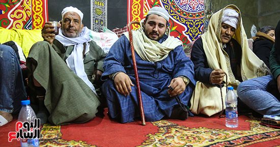 أجواء روحانية فى الليلة الختامية لمولد السيدة زينب بالقاهرة.. ألبوم صور
