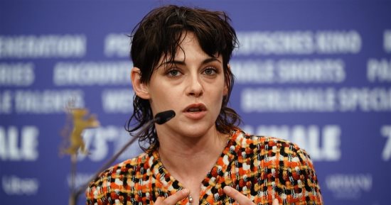 كريستين ستيوارت بمهرجان برلين: السينما لا تموت بل تعيش للأبد