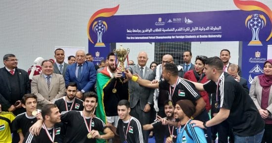 رئيس جامعة بنها يشهد ختام فعاليات البطولة الدولية لخماسى كرة القدم للوافدين