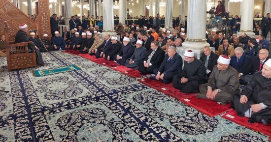 محافظ القاهرة يشهد احتفالات الأوقاف بذكرى الإسراء والمعراج بمسجد الحسين ... صور