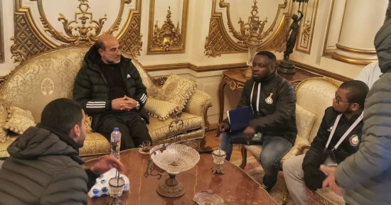 وفد من اللجنة المنظمة لأمم أفريقيا يزور استاد الإسكندرية