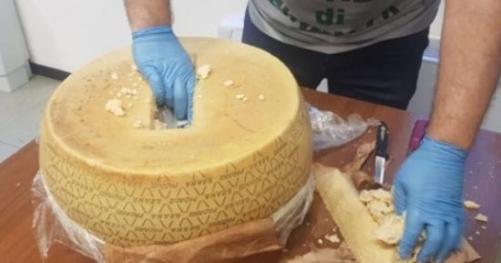 ضبط مسجل خطر وزوجته للاتجار فى المواد المخدرة بالدقهلية 