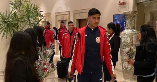 بعثة منتخب تونس تصل إلى الإسكندرية استعدادا لبطولة أفريقيا للشباب.. صور
