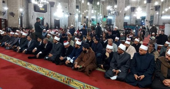 محافظة الإسكندرية تحتفل بذكرى الإسراء والمعراج بمسجد المرسى أبو العباس