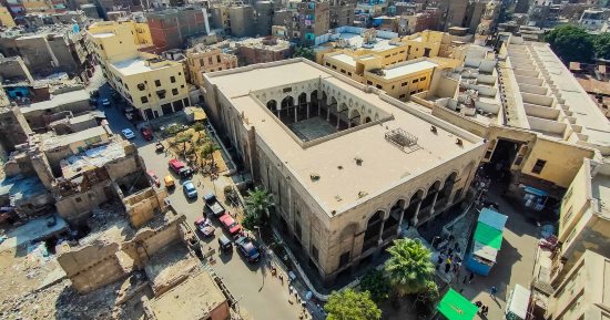 مسجد الصالح طلائع.. هل بنى الجامع ليستقبل رأس الإمام الحسين؟
