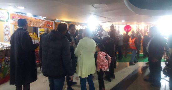 انطلاق مهرجان الإسكندرية للتسوق.. يوفر المواد الغذائية بتخفيضات تصل لـ 30%.. والمحافظ: يضم 100 سلعة لرفع العبء عن المواطن.. والمعرض مستمر حتى نهاية شهر رمضان.. وطرح 16 سلعة أساسية وأكثر من 100 سلعة فرعية.. صور