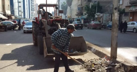 رفع 1040 طن قمامة بالدقهلية وأسيوط وإزالة 180 حالة إشغال فى بنى سويف.. صور