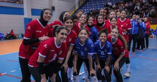الأهلى يهزم الصيد فى ثالث جولات قبل نهائى دورى سيدات الطائرة 