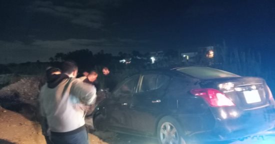 انتشال سيارة من ترعة الإسماعيلية دون خسائر بشرية بالإسماعيلية
