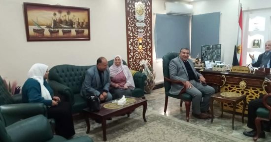 تعليم الإسماعيلية تبحث استعدادات إجراءت تعيين المرشحين بمسابقة 30 ألف معلم