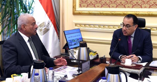 مدبولى يوجه بتوفير 350 مليون جنيه لسرعة الانتهاء من أعمال التطوير بالسويس