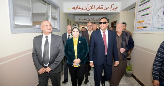 محافظ الدقهلية يفتتح عدة مشروعات خدمية بالمنصورة ودكرنس ومنية النصر.. صور