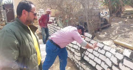 إزالة بناء مخالف بمركز ومدينة برج العرب خلال حملة مكبرة في الإسكندرية