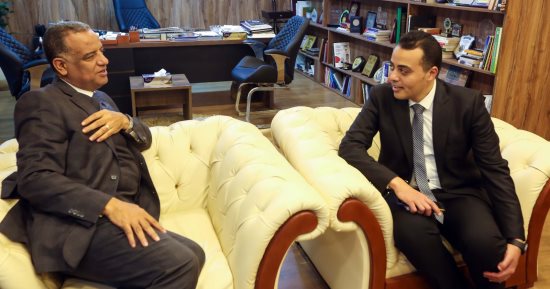 الكاتب الصحفى محمود مسلم يستقبل الزميل محمد السيد المرشح لانتخابات الصحفيين..صور